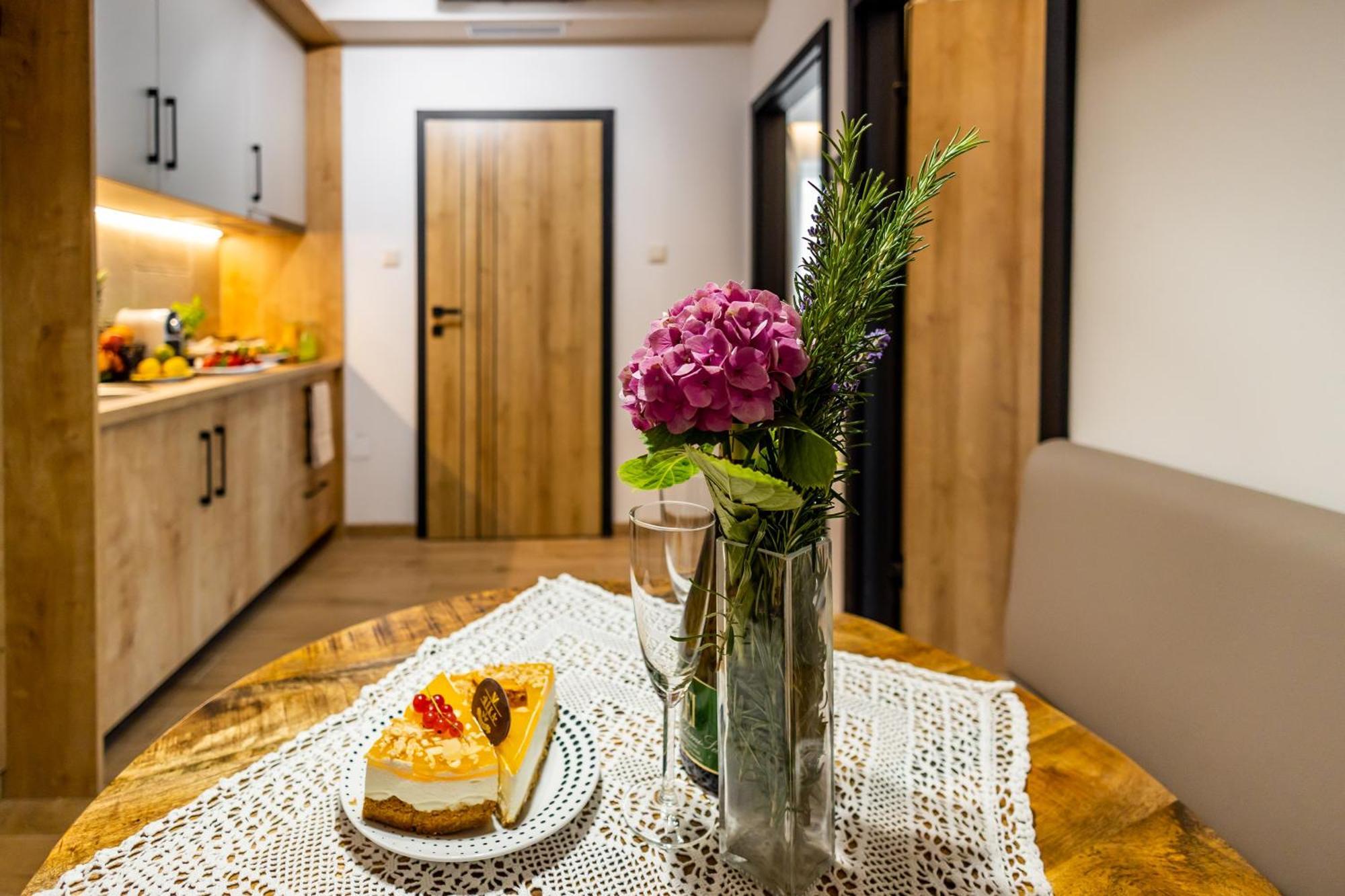 Mokka House Panzio Bed & Breakfast Miskolc Eksteriør bilde